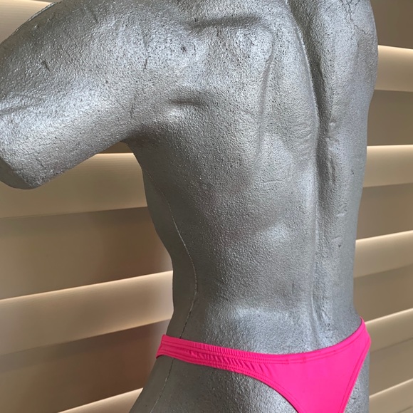 Full Pouch Thong R 105T- Pink - Picture 6 of 6